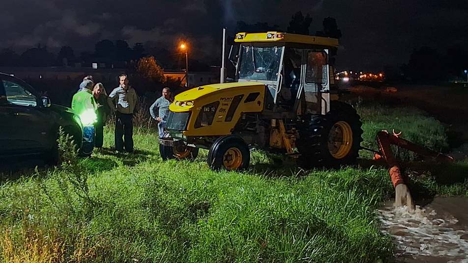 Consecuencias de las tormentas torrenciales: El municipio atendió a 82 familias en Junín por las filtraciones en sus viviendas 15 accionestormenta3
