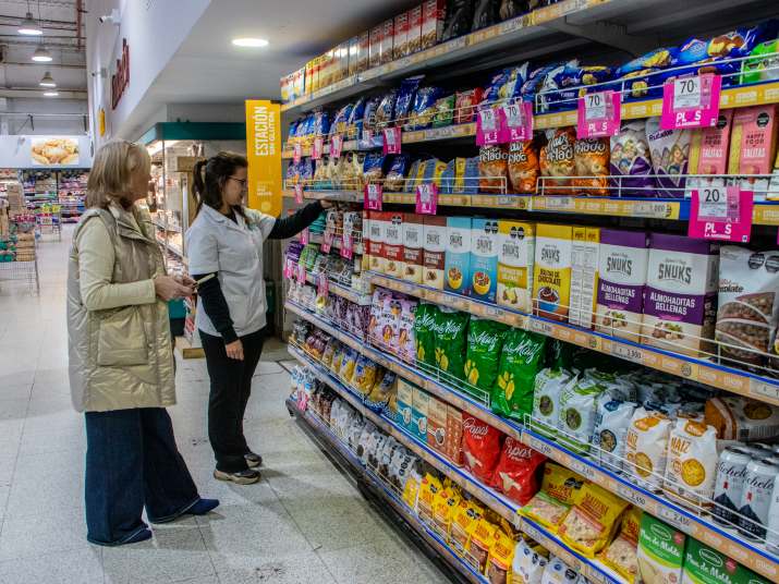 Continúan los controles y la concientización sobre celiaquía en comercios juninenses 2 bromatologia omic control celiaquia 3