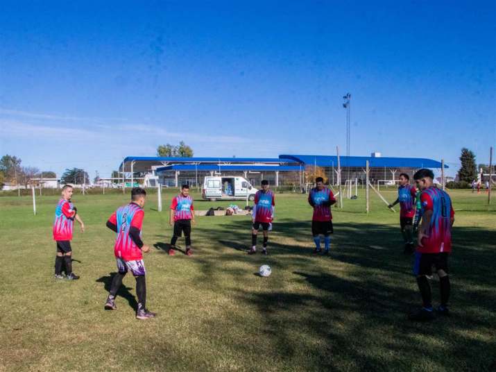 deportes discapacidad lanzamiento liga inclusiva de futbol 4