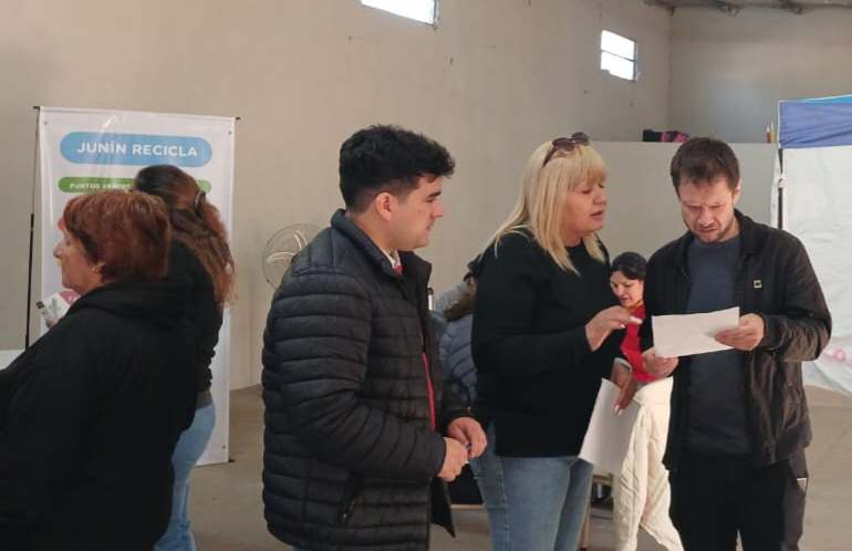 Se realizó un nuevo operativo de “La Muni en tu Barrio” en Los Almendros 4 muni en tu barrio los almendros 1