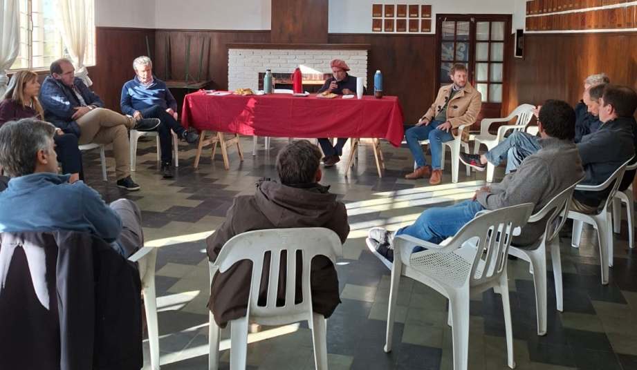Sociedades rurales del norte bonaerense se reunieron en Junín y advirtieron sobre una posible movilización del campo 2 ruralistastapa