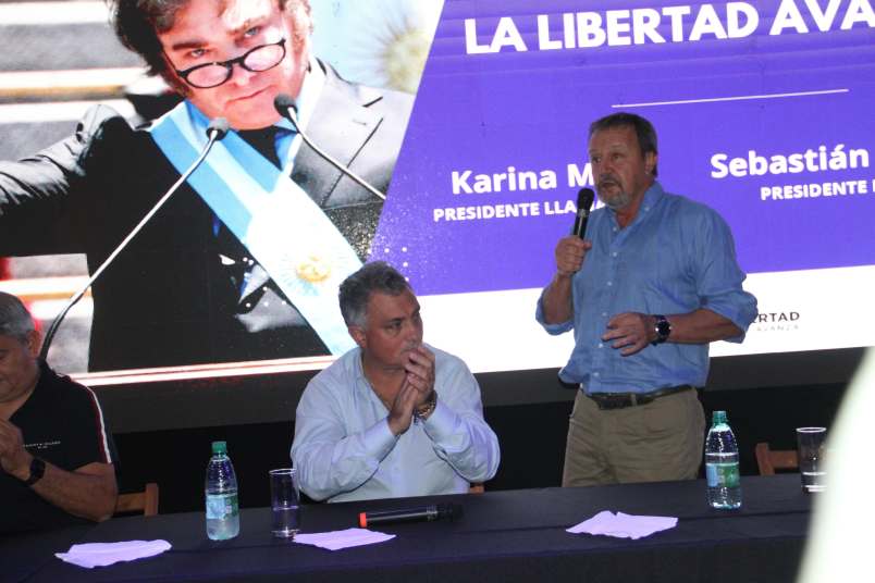 roberto costa